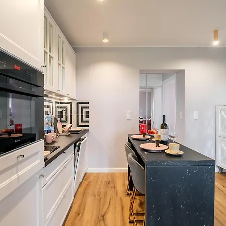 Mielnova Adults Only